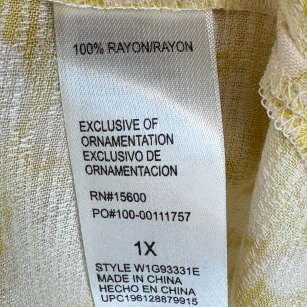 Democracy Pintuck Top Women Size 1X Yellow White Dots 3/4 Sleeve Split Neck - Picture 7 of 10
